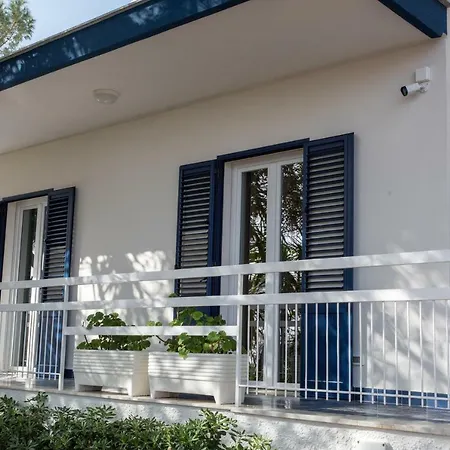 Villa Aurora Mondello Addaura Exterior photo