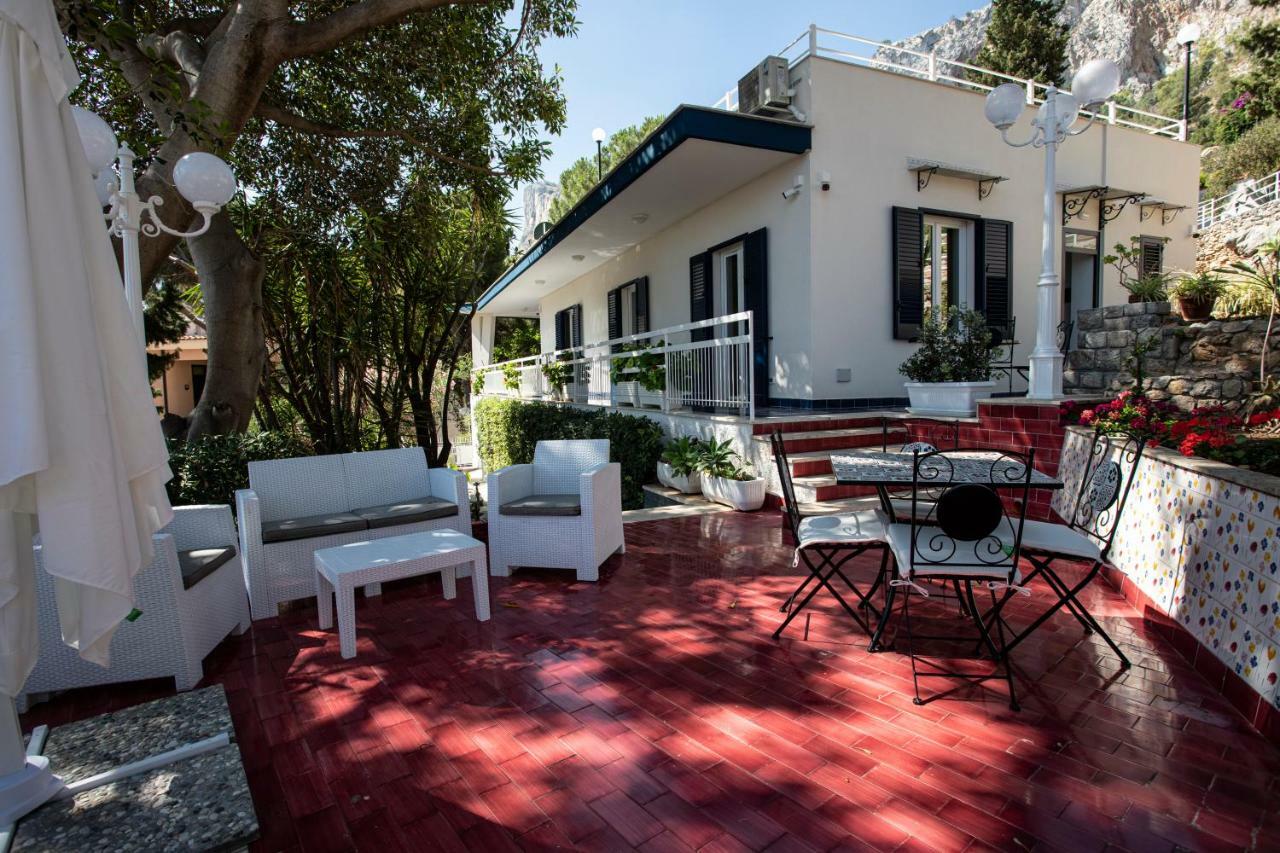 Aurora Addaura Apartment